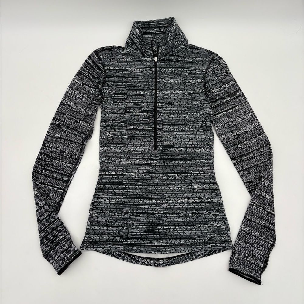 Nike Women’s Pullover